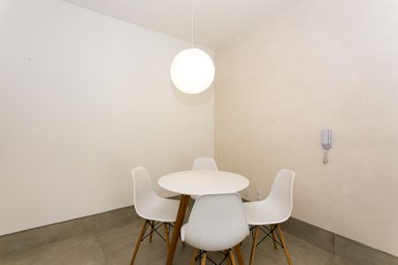 Apartamento para alugar com 66m², 2 quartos e 1 vaga Apartamento para alugar com 66m², 2 quartos e 1 vagaSala