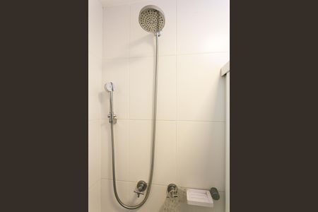 Apartamento para alugar com 66m², 2 quartos e 1 vaga Apartamento para alugar com 66m², 2 quartos e 1 vagaBanheiro da Suíte