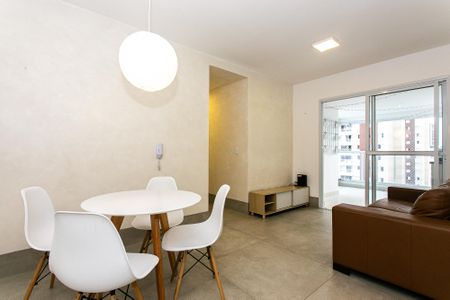 Apartamento para alugar com 66m², 2 quartos e 1 vaga Apartamento para alugar com 66m², 2 quartos e 1 vagaSala