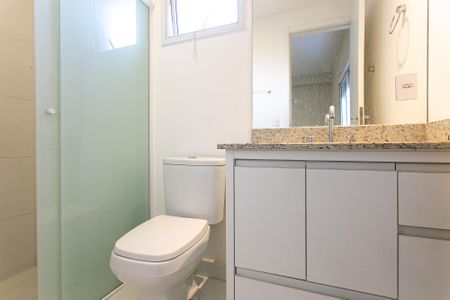 Apartamento para alugar com 66m², 2 quartos e 1 vaga Apartamento para alugar com 66m², 2 quartos e 1 vagaBanheiro da Suíte