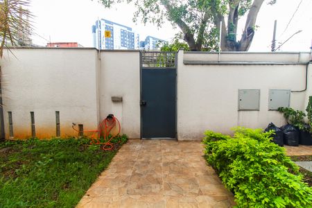 Apartamento para alugar com 40m², 2 quartos e sem vaga Apartamento para alugar com 40m², 2 quartos e sem vagaEntrada