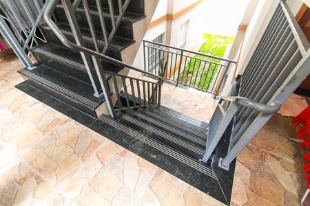 Apartamento para alugar com 40m², 2 quartos e sem vaga Apartamento para alugar com 40m², 2 quartos e sem vagaHall