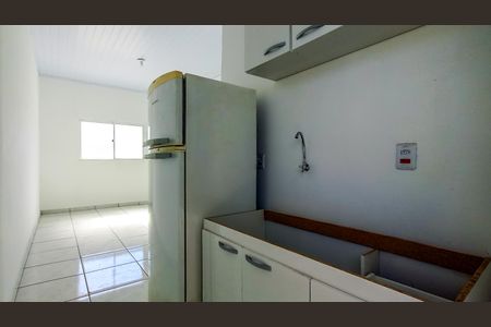 Cozinha  de kitnet/studio para alugar com 1 quarto, 50m² em Azenha, Porto Alegre