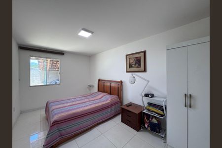 Casa de condomínio à venda com 180m², 4 quartos e 3 vagasQuarto 3