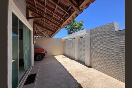 Casa de condomínio à venda com 180m², 4 quartos e 3 vagasÁrea externa