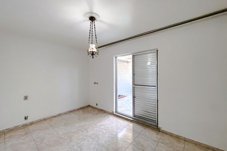 Casa para alugar com 145m², 3 quartos e 4 vagasQuarto 2