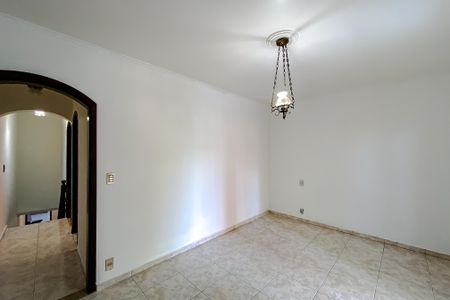 Casa para alugar com 145m², 3 quartos e 4 vagasQuarto 2