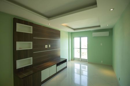 Sala de apartamento para alugar com 2 quartos, 62m² em Mutondo, São Gonçalo