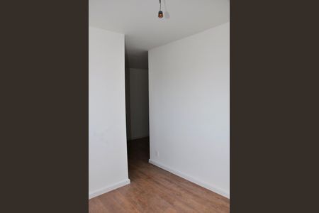 Apartamento à venda com 125m², 4 quartos e 2 vagasDetalhe - Quarto 01 com Suíte e Closet