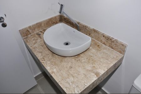 Apartamento à venda com 125m², 4 quartos e 2 vagasDetalhe - Lavabo