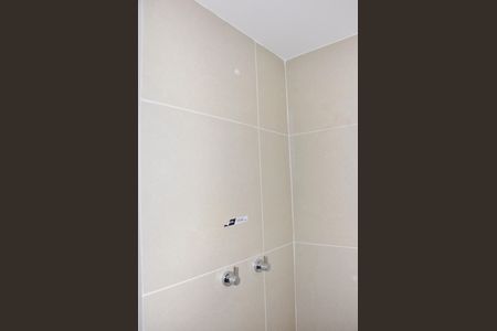 Apartamento à venda com 125m², 4 quartos e 2 vagasDetalhe - Banheiro Social