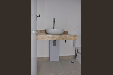 Apartamento à venda com 125m², 4 quartos e 2 vagasDetalhe - Lavabo