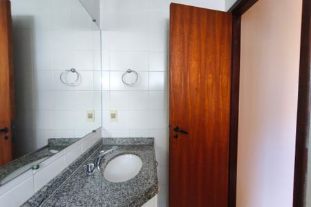 Apartamento para alugar com 79m², 2 quartos e 1 vagaBanheiro Suíte