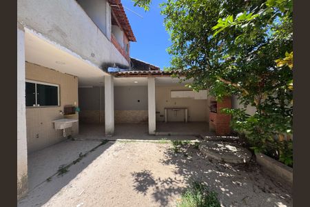 Casa de condomínio à venda com 200m², 2 quartos e 5 vagasÁrea externa