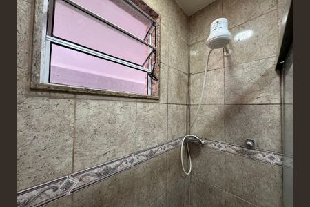 Casa de condomínio à venda com 200m², 2 quartos e 5 vagasBanheiro Social