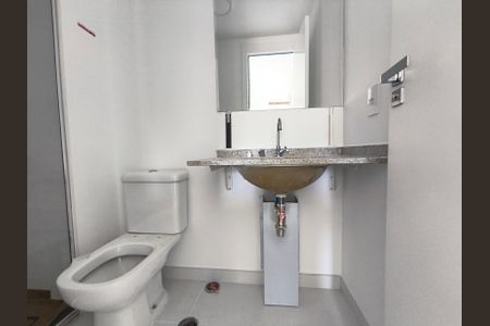 Apartamento à venda com 47m², 2 quartos e sem vaga Apartamento à venda com 47m², 2 quartos e sem vagaBanheiro