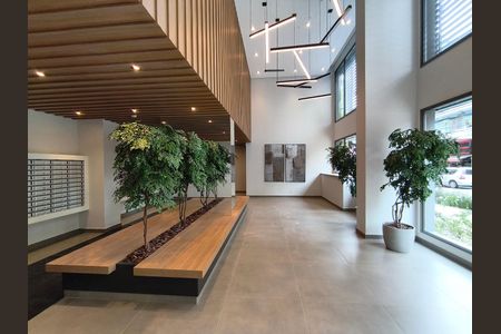 Apartamento à venda com 47m², 2 quartos e sem vaga Apartamento à venda com 47m², 2 quartos e sem vagaHall