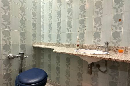 Apartamento para alugar com 250m², 3 quartos e 2 vagas