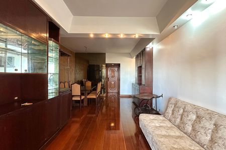 Apartamento para alugar com 250m², 3 quartos e 2 vagas