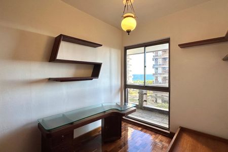Apartamento para alugar com 250m², 3 quartos e 2 vagas