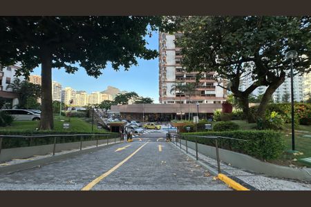 Apartamento para alugar com 250m², 3 quartos e 2 vagas