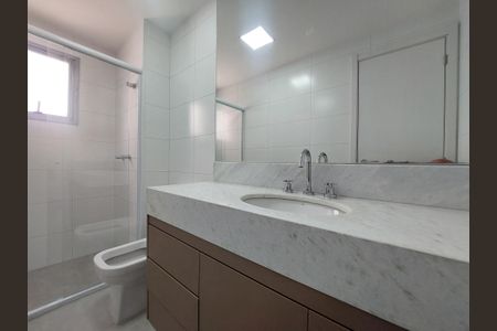 Apartamento à venda com 122m², 3 quartos e 2 vagasBanheiro da Suíte 1