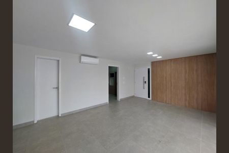 Apartamento à venda com 122m², 3 quartos e 2 vagasSala