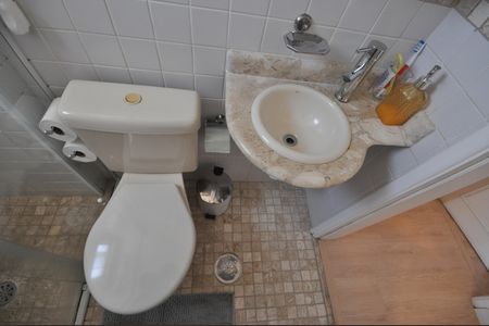 Apartamento à venda com 56m², 2 quartos e 1 vagaBanheiro Social