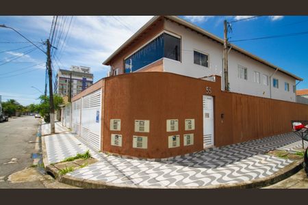 Casa de condomínio para alugar com 55m², 2 quartos e 1 vagaFachada