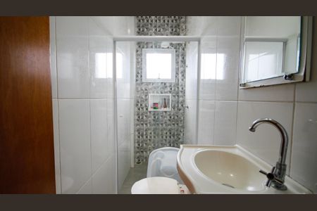 Casa de condomínio para alugar com 55m², 2 quartos e 1 vagaBanheiro