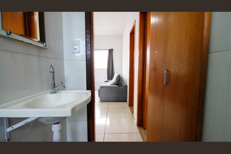 Casa de condomínio para alugar com 55m², 2 quartos e 1 vagaBanheiro