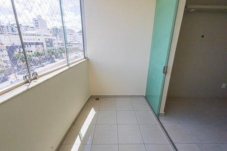 Apartamento à venda com 97m², 3 quartos e 2 vagasvaranda