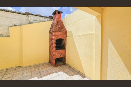 Quintal de casa para alugar com 2 quartos, 160m² em Novo Osasco, Osasco