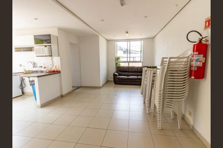 Apartamento para alugar com 64m², 2 quartos e 2 vagasÁrea comum - Salão de festas
