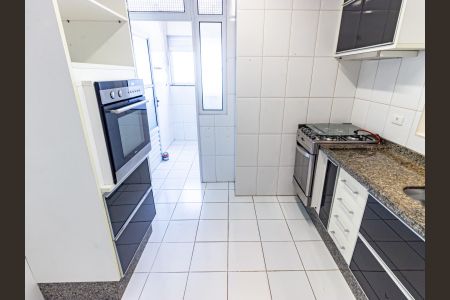 Apartamento para alugar com 64m², 2 quartos e 2 vagasCozinha