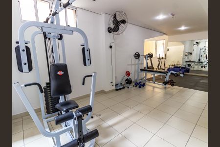 Apartamento para alugar com 64m², 2 quartos e 2 vagasÁrea comum - Academia
