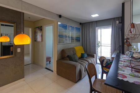 Sala de apartamento para alugar com 2 quartos, 57m² em Vila Milton, Guarulhos