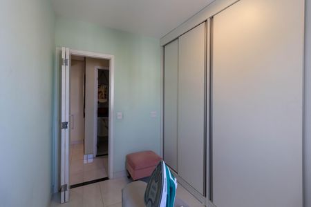 Apartamento para alugar com 57m², 2 quartos e 1 vagaQuarto 1