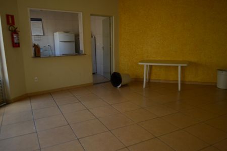 Casa de condomínio para alugar com 80m², 2 quartos e 2 vagasÁrea comum - Salão de festas