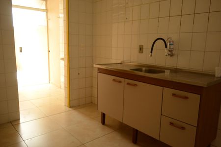 Casa de condomínio para alugar com 80m², 2 quartos e 2 vagasCozinha 