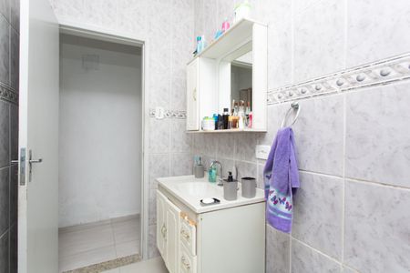 Casa à venda com 112m², 3 quartos e 2 vagasBanheiro 1 