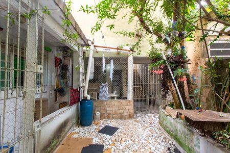 Casa à venda com 112m², 3 quartos e 2 vagasQuintal 