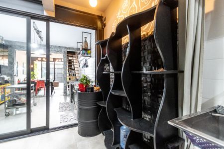 Casa à venda com 120m², 3 quartos e 1 vagaÁrea de Serviço