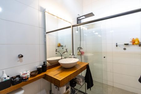 Casa à venda com 120m², 3 quartos e 1 vagaBanheiro do Corredor