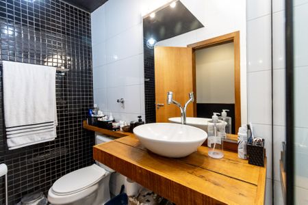 Casa à venda com 120m², 3 quartos e 1 vagaBanheiro do Corredor