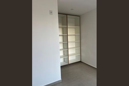 Casa de Condomínio para alugar com 3 quartos, 81m² em Granja Marileusa, Uberlândia