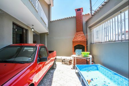 Casa para alugar com 116m², 2 quartos e 4 vagasQuintal