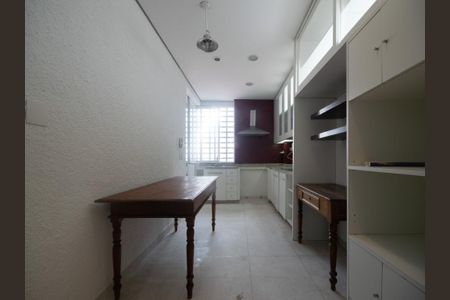 Apartamento para alugar com 3 quartos, 47m² em Vila Gertrudes, São Paulo