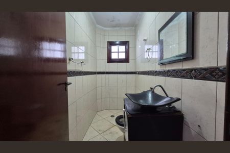 Casa para alugar com 116m², 2 quartos e 4 vagas Casa para alugar com 116m², 2 quartos e 4 vagasBanheiro