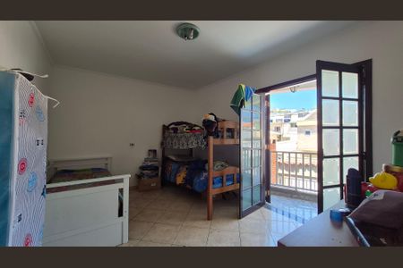 Casa para alugar com 116m², 2 quartos e 4 vagas Casa para alugar com 116m², 2 quartos e 4 vagasSuíte